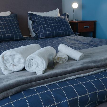 Au Campus Hotel Sherbrooke Ngoại thất bức ảnh
