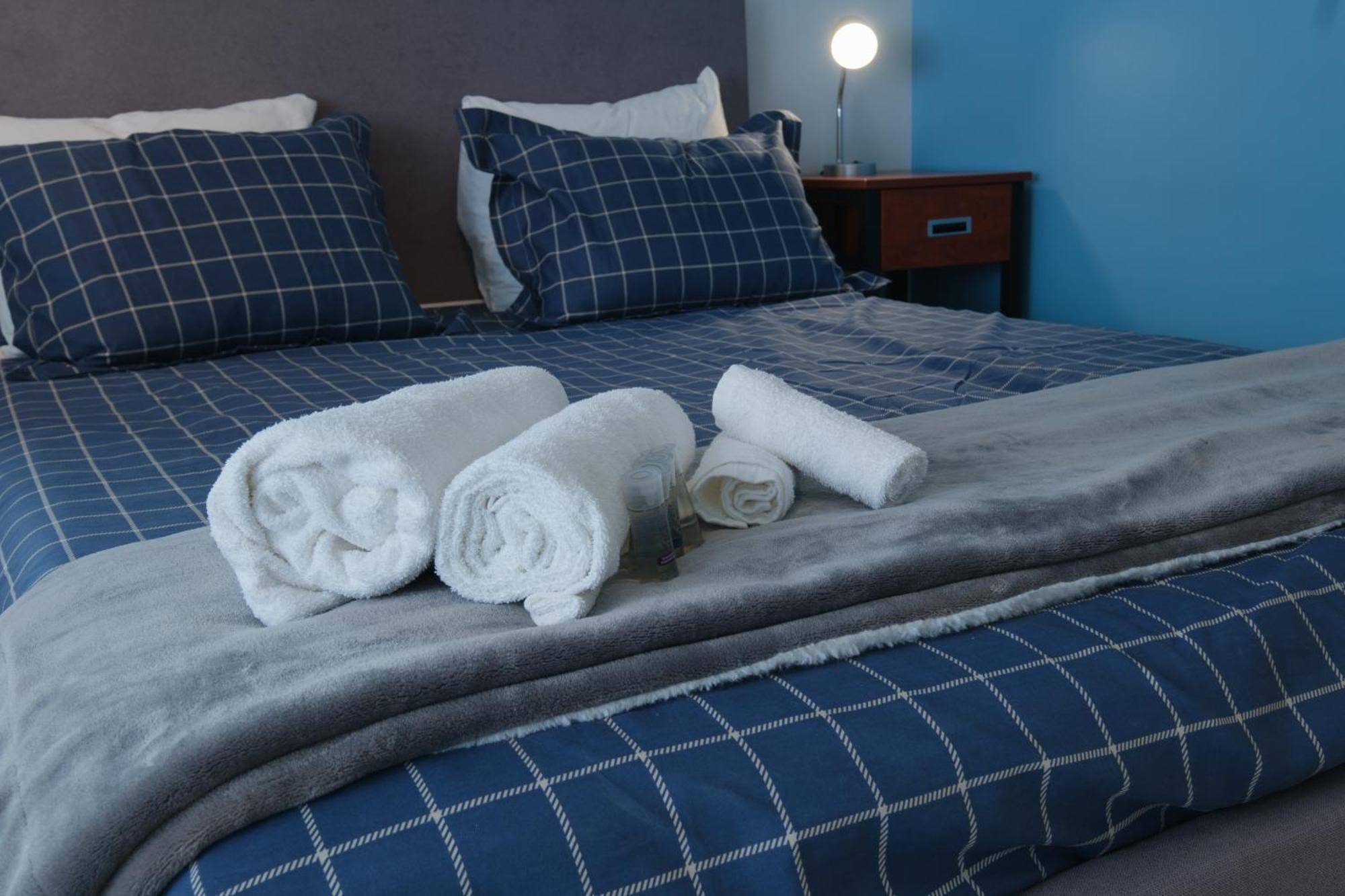 Au Campus Hotel Sherbrooke Ngoại thất bức ảnh